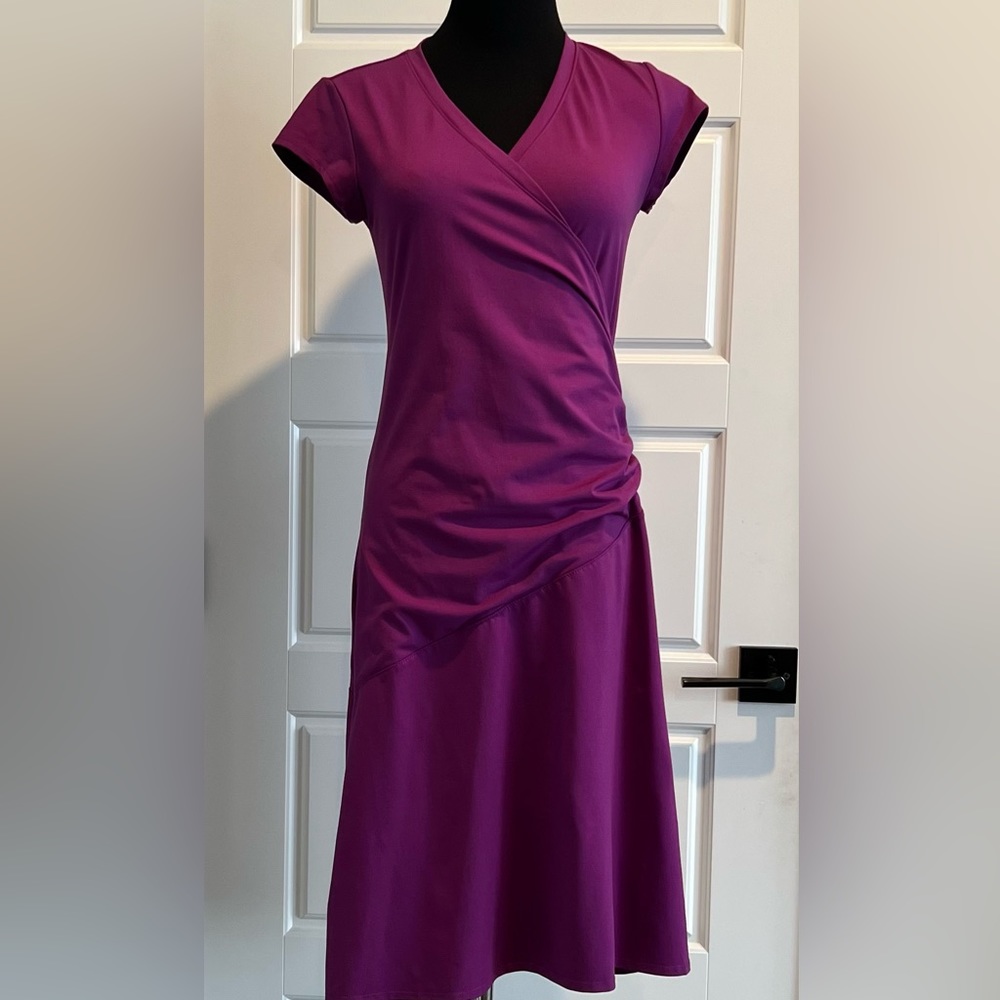Athleta Faux Wrap V Neck Ruched Cap Sleeve Stretch Dress Purple Size Small